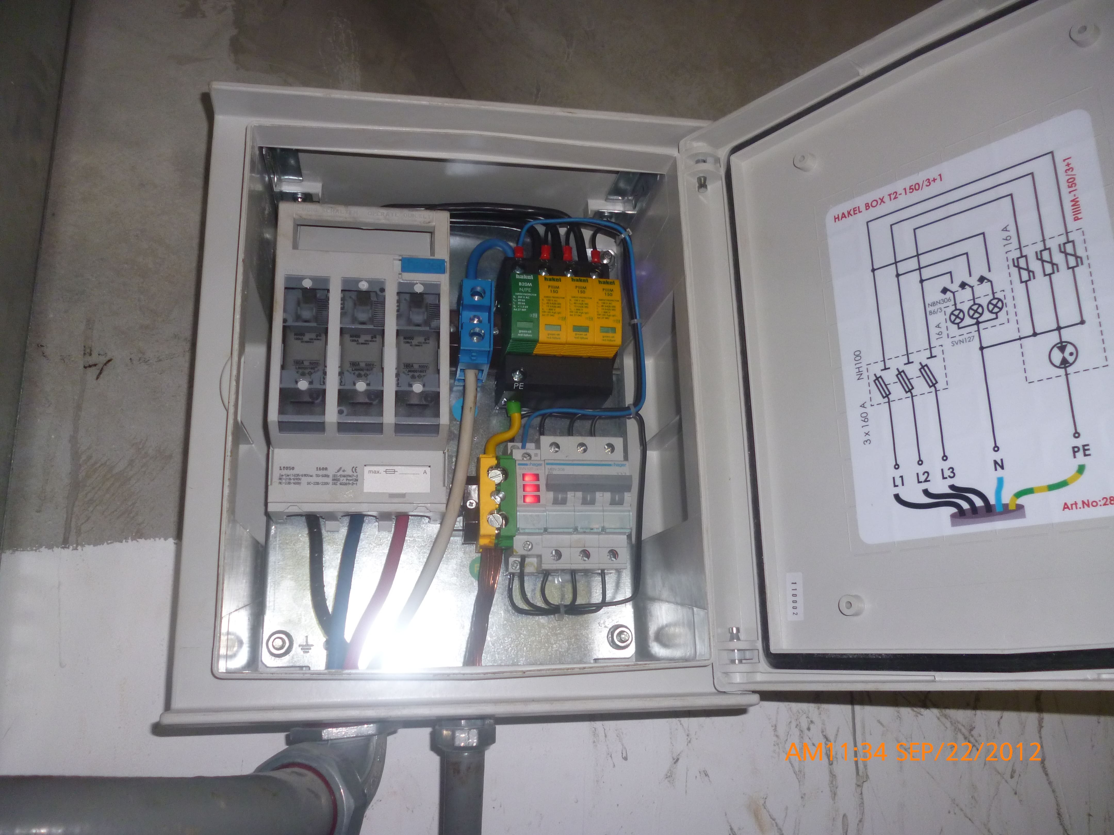 mtcpowerequipment.com_surgeprotector.type2.hakel.JPG